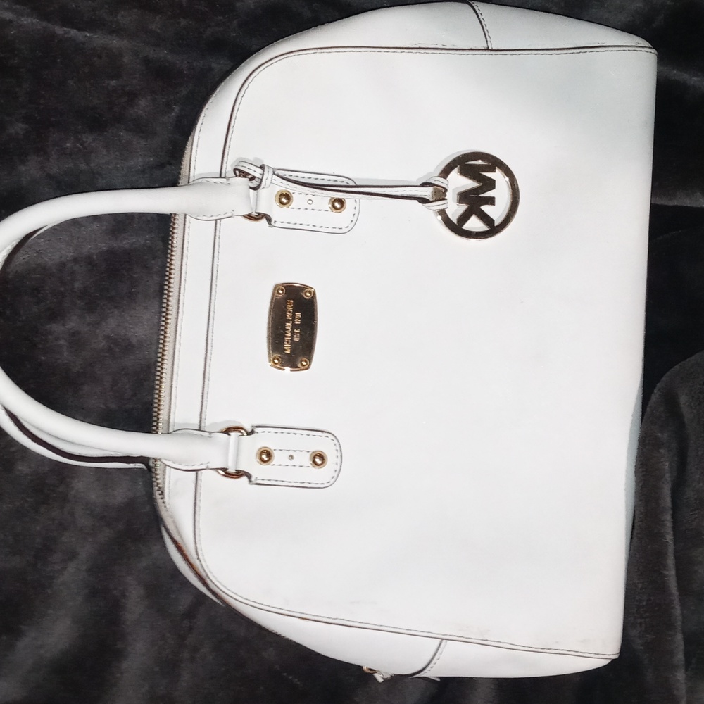 MK purse